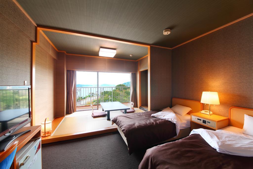 Tabiyado Yobuko Hotel Karatsu Exterior photo
